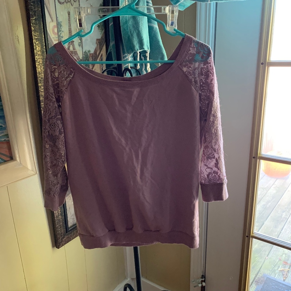 Vanity Lace Lavendar Scoopneck Sweater Sz M